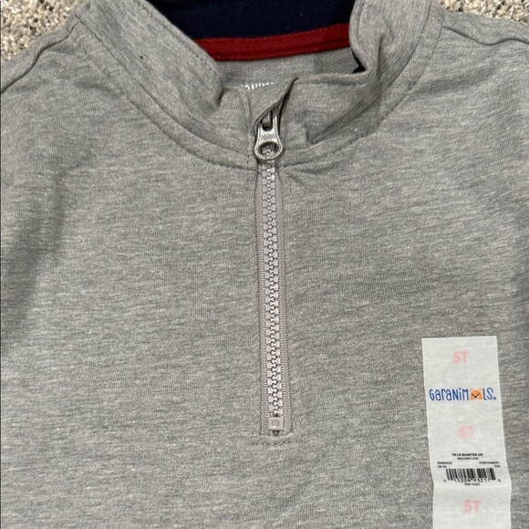 2 Set of pants and shorts - Picture 14 of 15